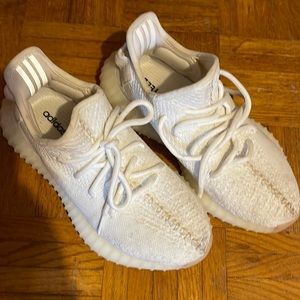 Size 4 (fits up to size 6) - adidas Yeezy Boost 350 V2 Cream White/Triple White